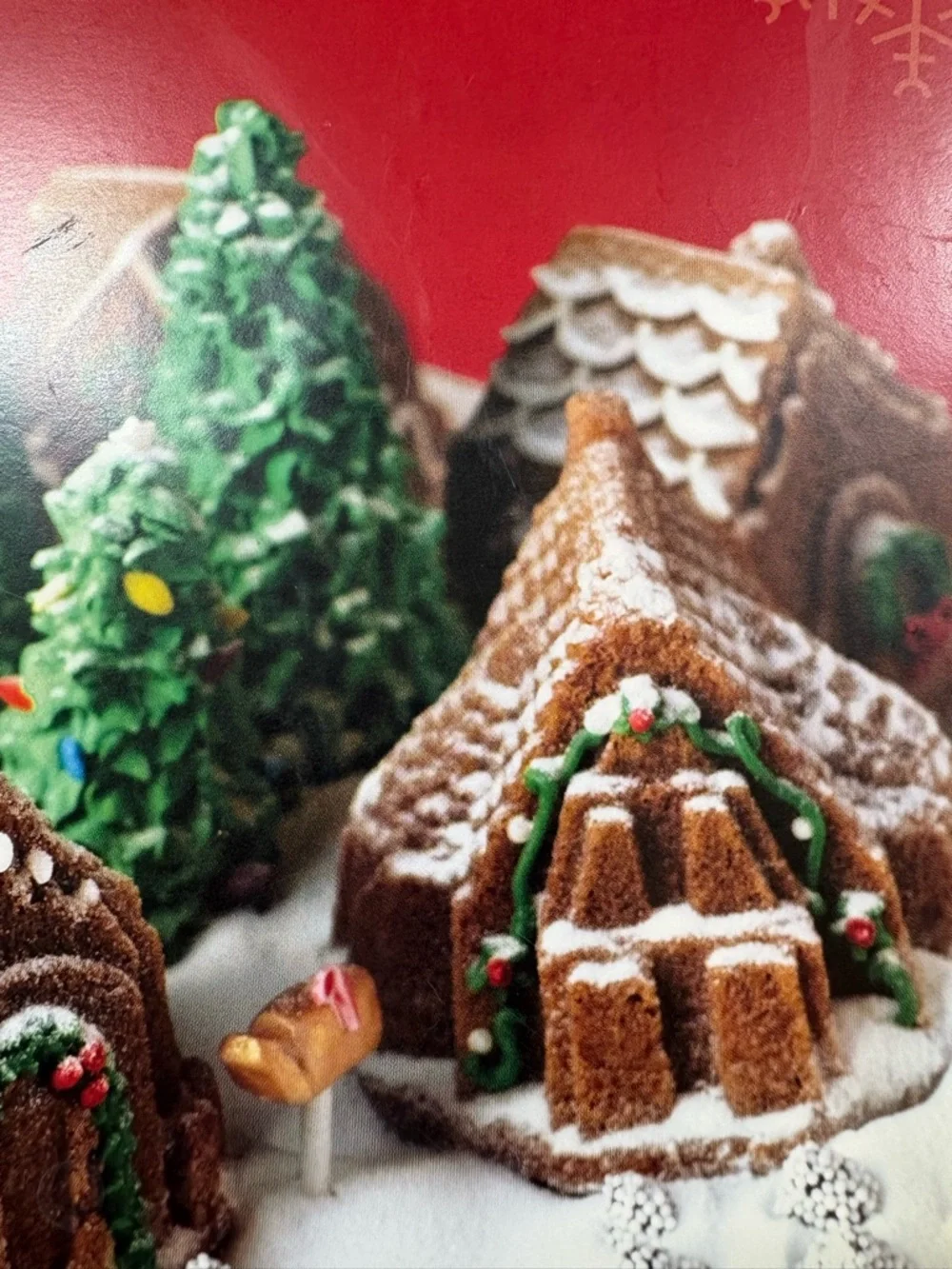 Williams Sonoma Snowy Village Holiday Mini Cottage Mold pan